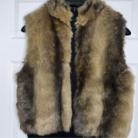 Jackets & Blazers - Lisa International Faux Fur Sleeveless
